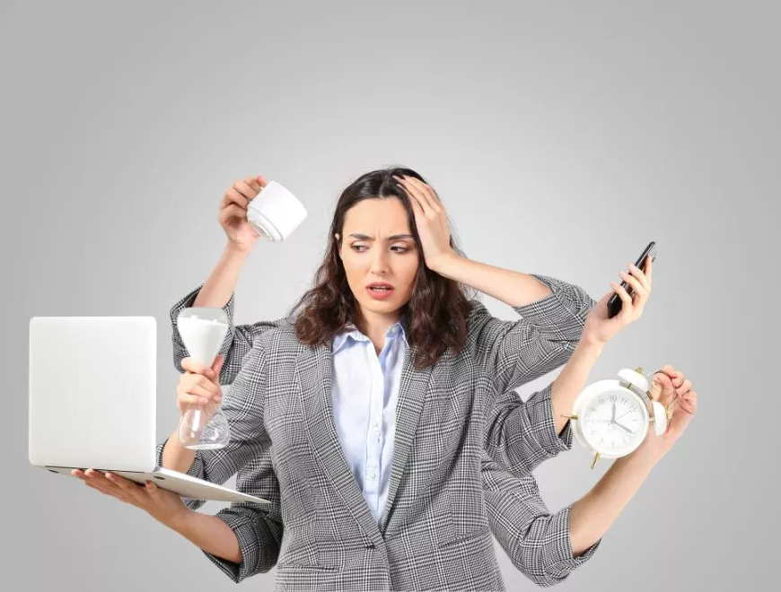 العمل بذكاء